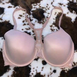 Victoria’s Secret body by Victoria 34DD